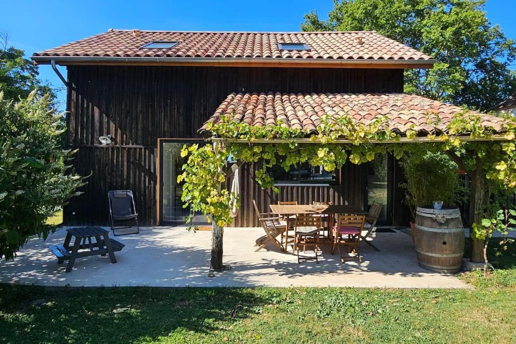 Au Sechoir A Tabac Holiday home Bergerac